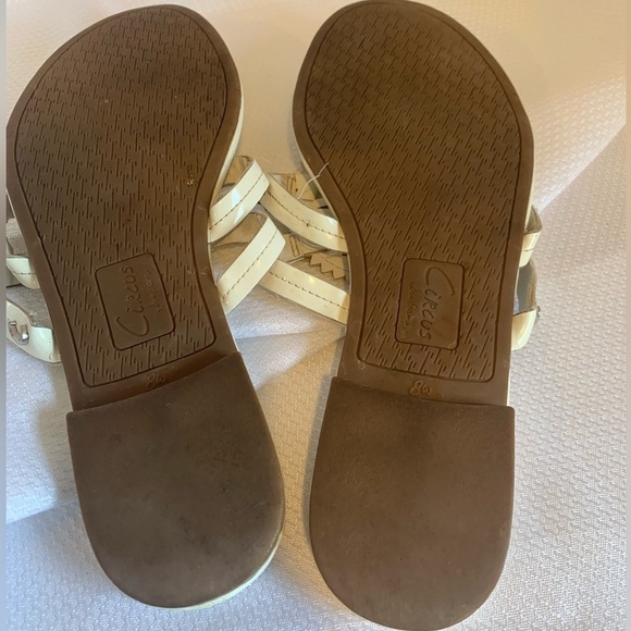 Sam Edelman Circus Thong Sandals Flip Flops Off White Patent Leather Women’s 8W - Picture 7 of 8